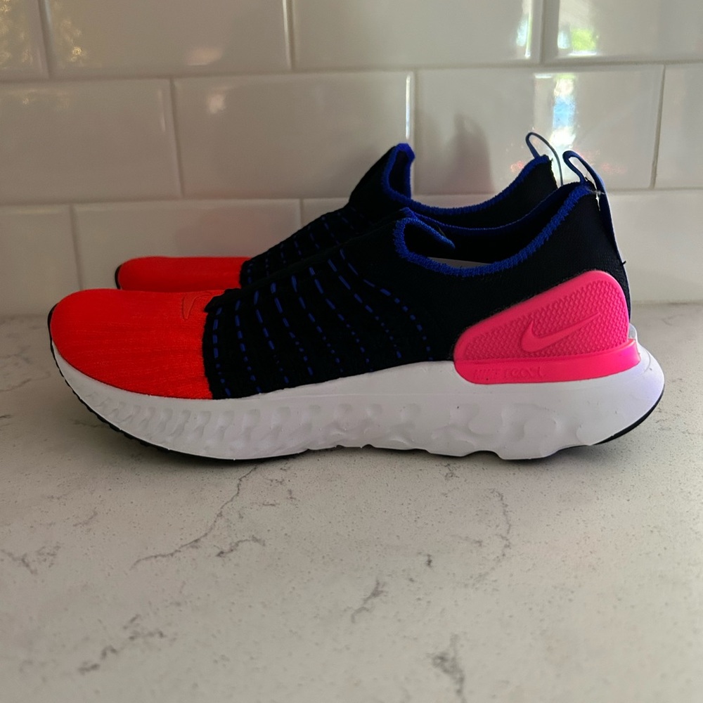 Nike React Phantom Run Flyknit 2 DX2354-001 Women's Sneakers Multicolor Sz 8